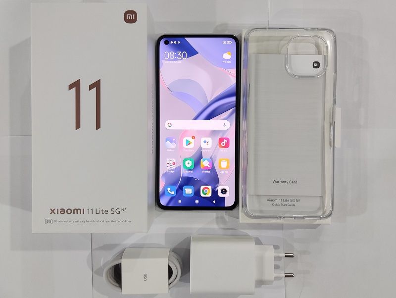 Le nouveau Xiaomi 11 Lite 5G, le smartphone poids plume ultra plat pour une expérience fluide et rapide | So Busy Girls