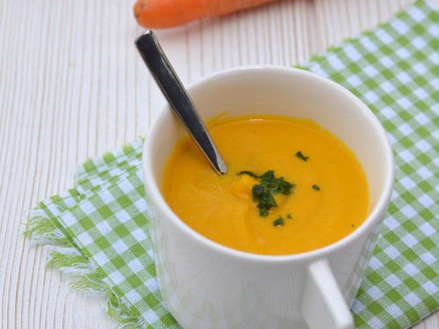 Recette micro-ondes de la SOUPE CAROTTES - GINGEMBRE | So Busy Girls