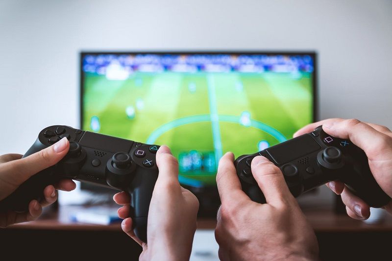 L'OMS recommande les jeux vidéo pour jouer « séparés, mais ensemble » pendant le confinement | So Busy Girls