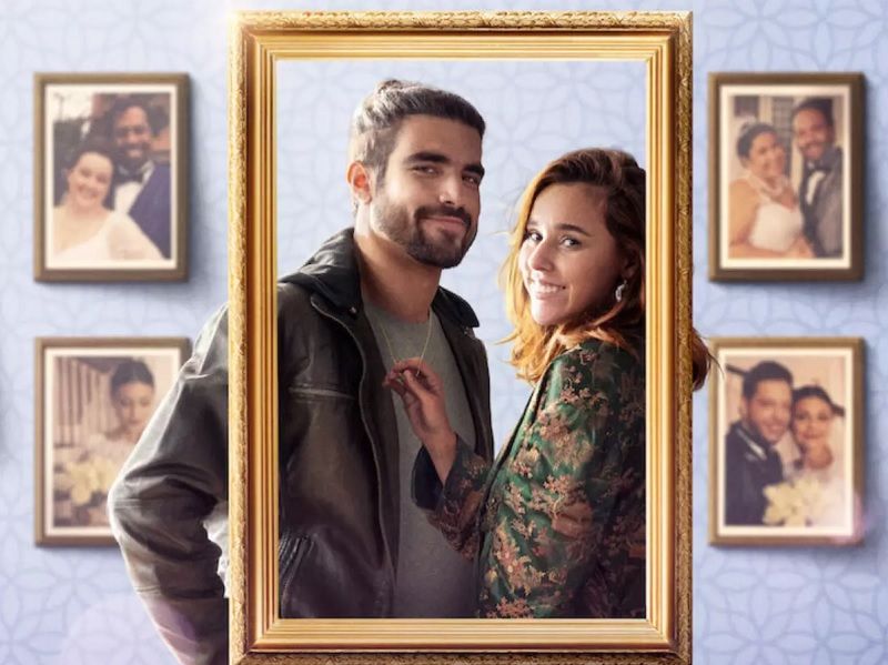Pour le meilleur et pour de faux : la comédie romantique qui cartonne sur Netflix est-elle tirée d'une histoire vraie ? | So Busy Girls
