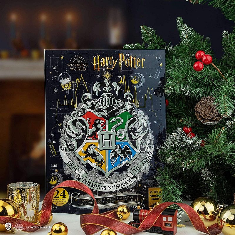 Ce calendrier de l'Avent Harry Potter contient peut-être un Nimbus 2000, et c'est complètement fou | So Busy Girls