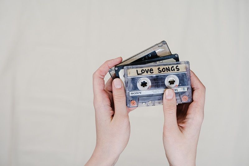 Ecouter de la musique en faisant l'amour permet de prendre beaucoup plus de plaisir | So Busy Girls