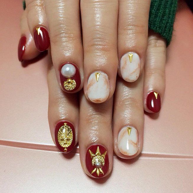 Perles et strass dorés | So Busy Girls