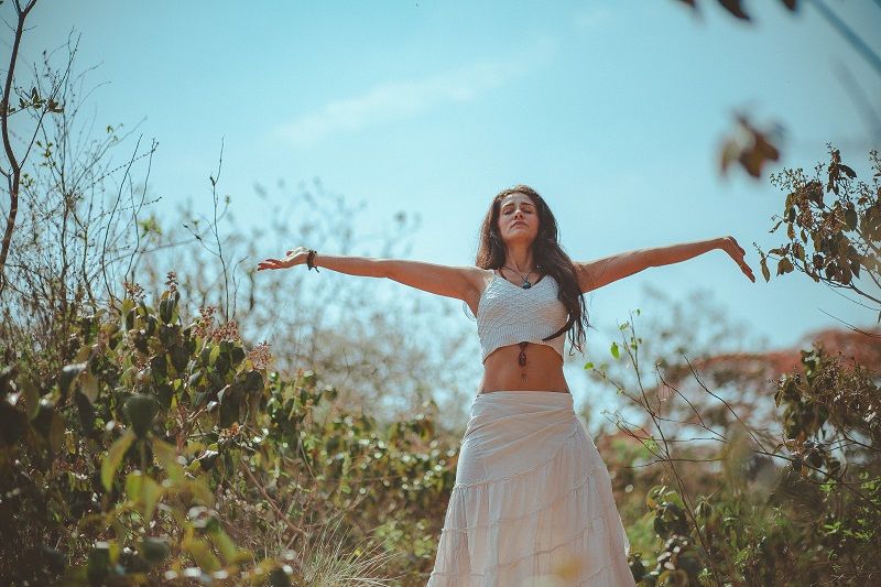 Huile de CBD : 4 bienfaits que vous ne connaissiez peut-être pas encore | So Busy Girls