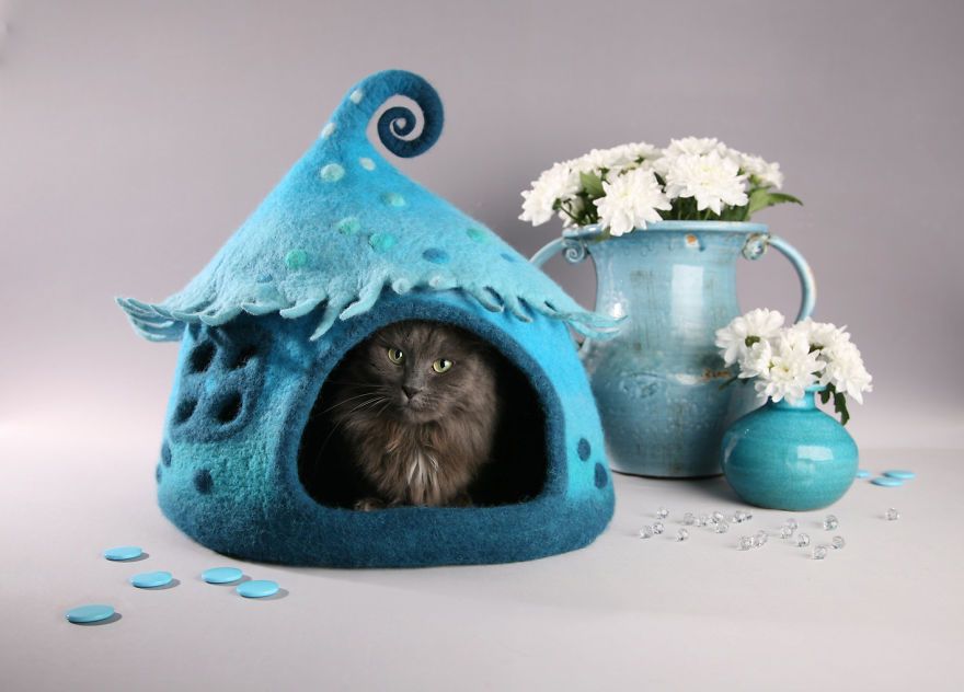 Elle crée des maisons pour chat pleines de couleur vraiment adorables | So Busy Girls