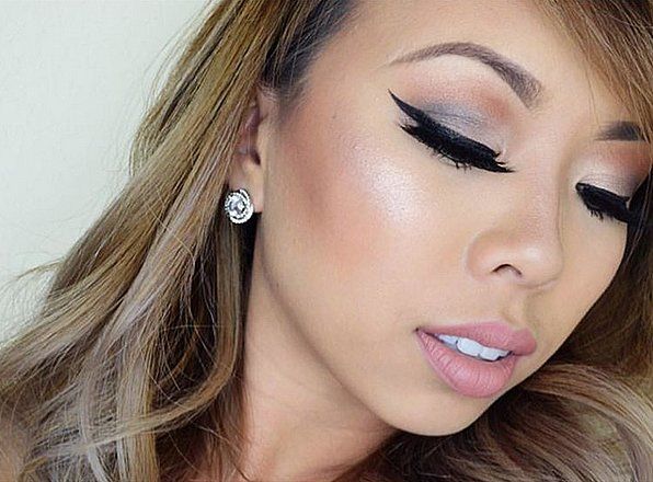 Eyeliner et teintes très neutres pour un maquillage doux mais glamour | So Busy Girls