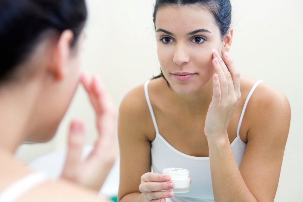 5 choses à faire pour protéger sa peau contre la pollution | So Busy Girls