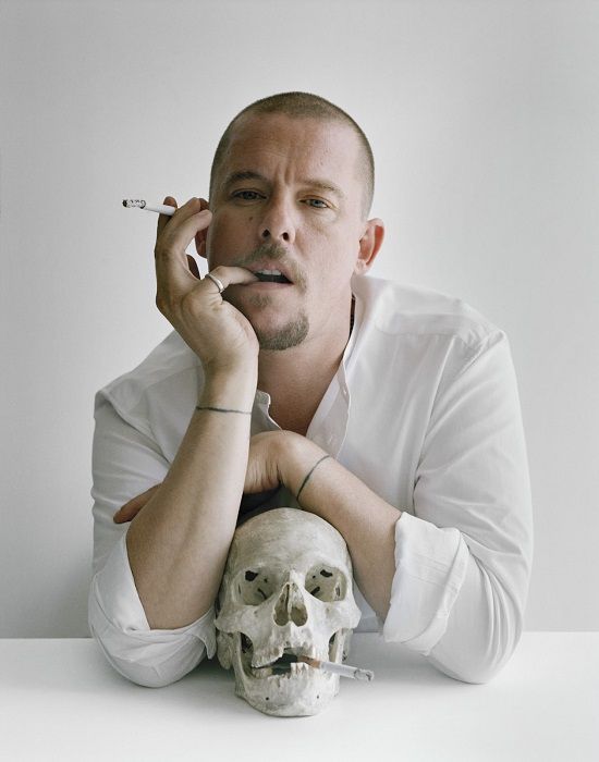 11) ALEXANDER MCQUEEN | So Busy Girls