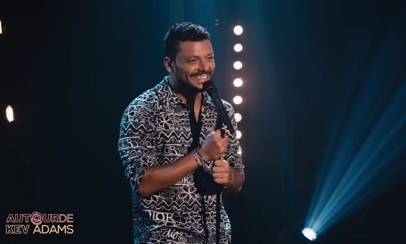 Comment Kev Adams fait du test PCR une expérience incroyable (vous n'y auriez jamais pensé) | So Busy Girls