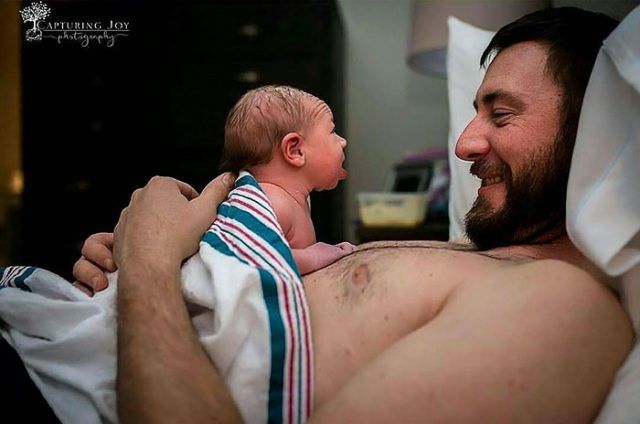 16 photos très émouvantes de jeunes papas dans la salle d'accouchement | So Busy Girls