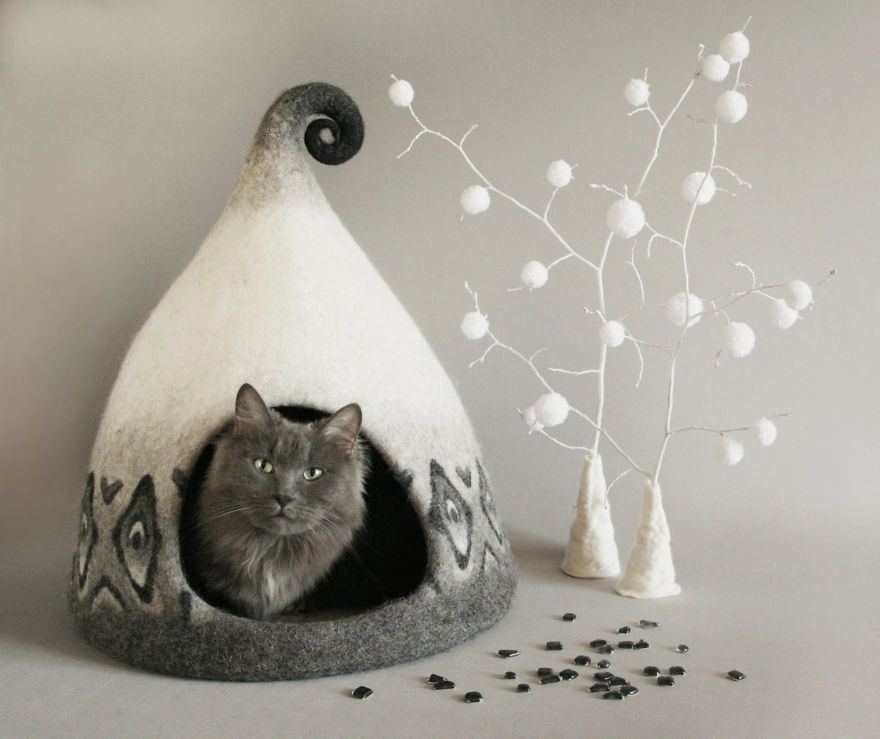 Elle crée des maisons pour chat pleines de couleur vraiment adorables | So Busy Girls