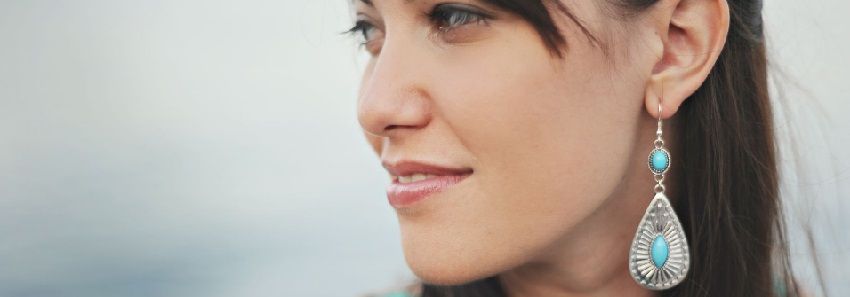 Comment bien choisir ses boucles d’oreilles ? | So Busy Girls
