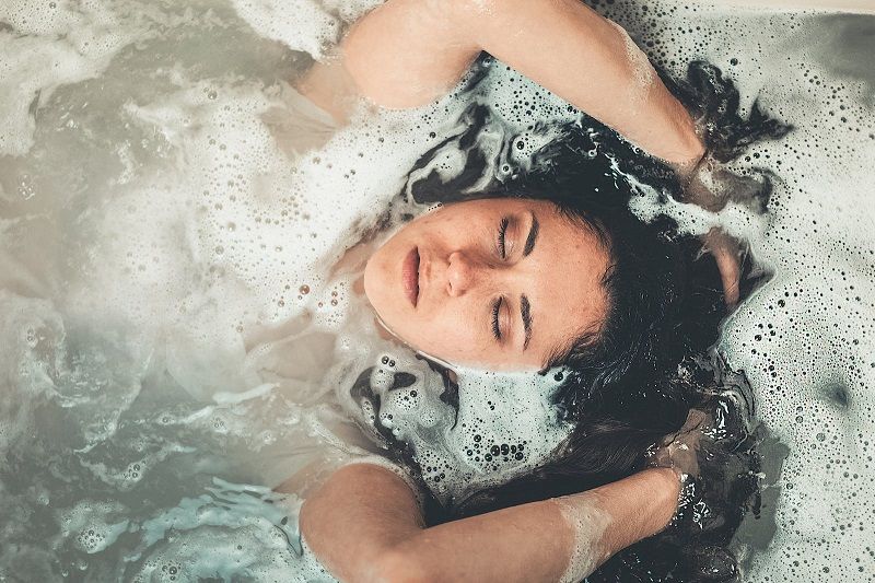 3 choses que vous ne saviez pas sur la flottaison en isolation sensorielle | So Busy Girls