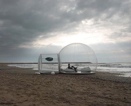 Sur la plage, face à la mer | So Busy Girls