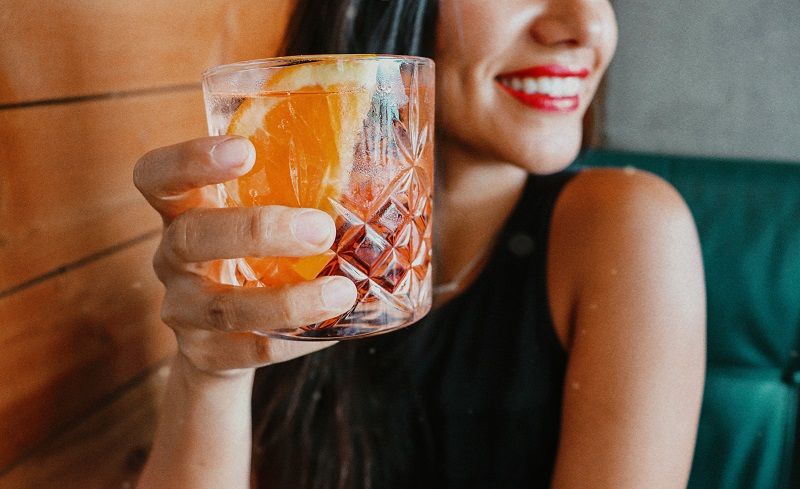 Sbagliato Negroni : le cocktail italien tendance qui détrône le Spritz | So Busy Girls