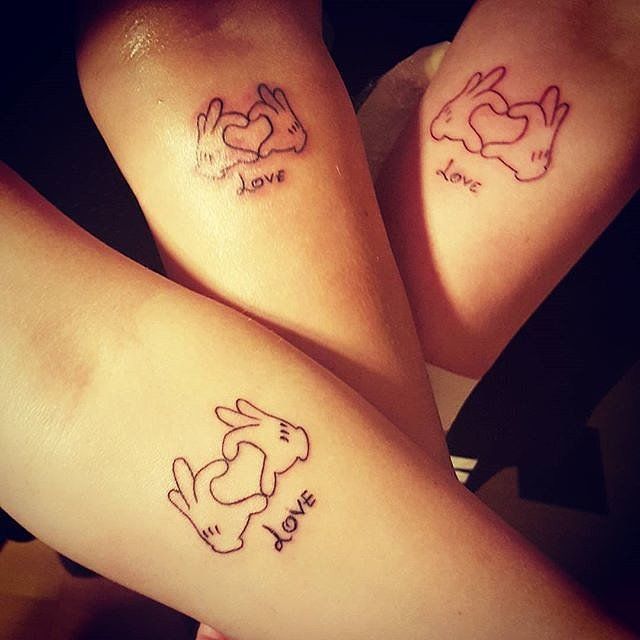 COEUR AVEC LES MAINS (DE MICKEY) | So Busy Girls