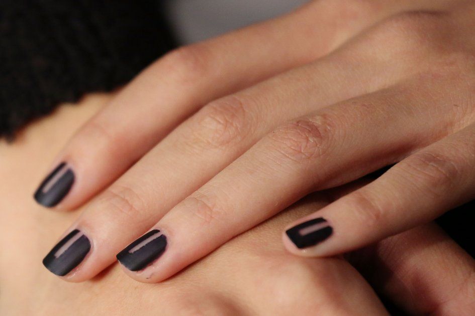 Les 6 raisons qui font que vos ongles sont moches, cassants et ne repoussent pas vite | So Busy Girls