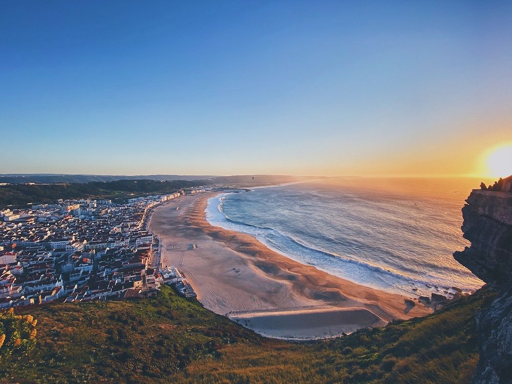 Nazaré_jan-vt-wrHatf3xp84-unsplash