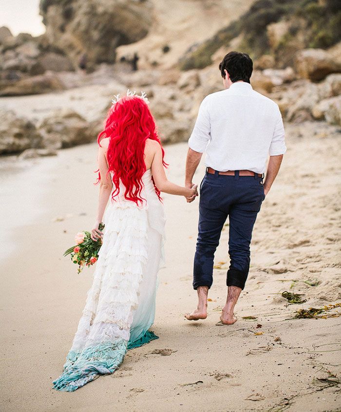 Ces robes de mariée tie and dye vont vous donner envie de vous marier en couleurs | So Busy Girls