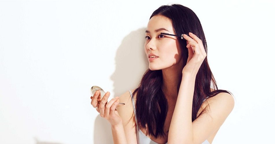 Pourquoi vous ne devriez pas vous maquiller tous les jours | So Busy Girls