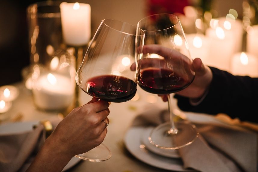 Les meilleurs vins italiens pour un dîner romantique : les étiquettes parfaites | So Busy Girls