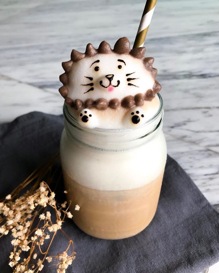 Cette jeune femme crée des cafés latte en 3D tellement mignons qu'on n'oserait pas les boire | So Busy Girls