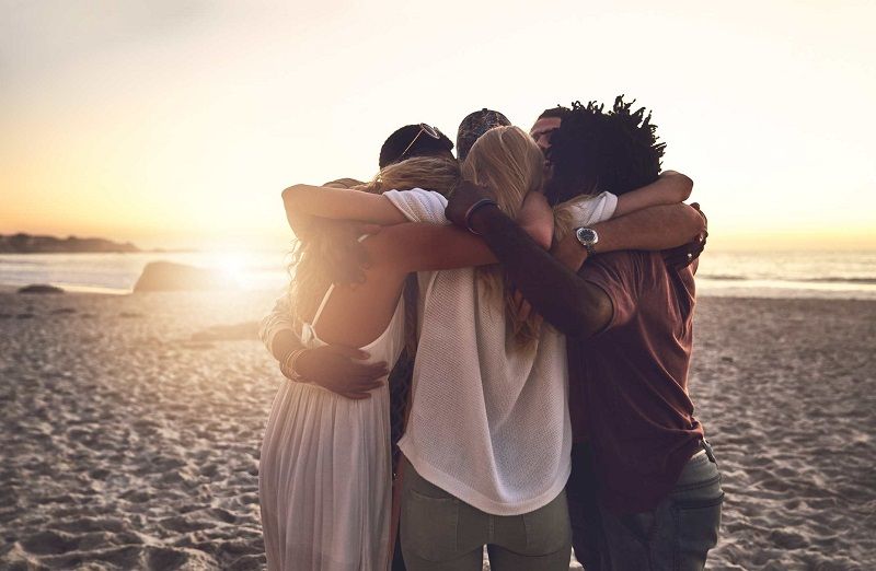 Nouvelle Lune du 21 octobre : ces trois signes qui vont réinventer leurs relations et transformer leurs liens | So Busy Girls