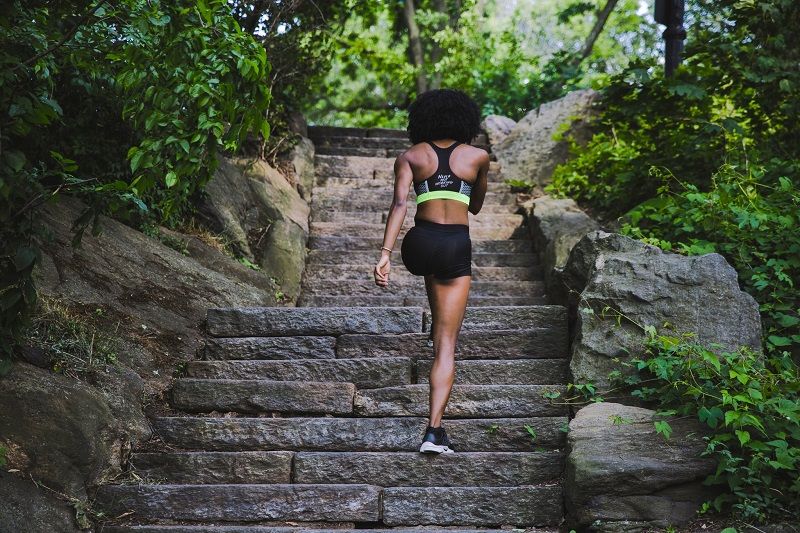 Combien de pas faut-il faire chaque jour pour maigrir ? | So Busy Girls
