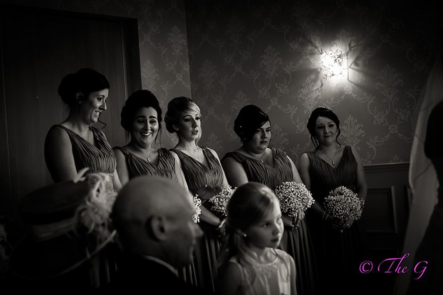 La mariée demande à une photographe de 9 ans de s'occuper du shooting de son mariage | So Busy Girls