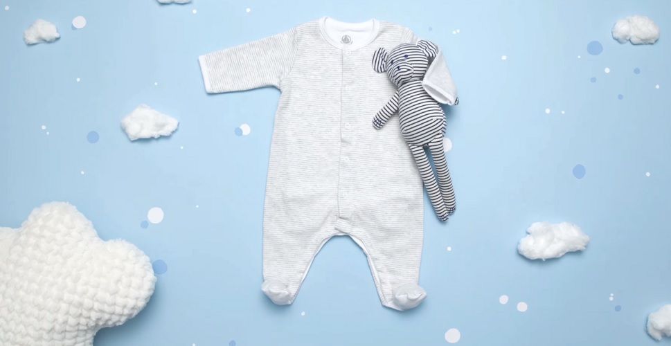 Le bodyjama, la nouvelle invention géniale qui va faire gagner du temps aux parents tous les jours ! | So Busy Girls