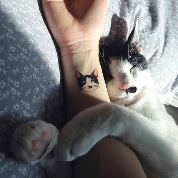 Les 18 meilleures idées de tatouages chat | So Busy Girls