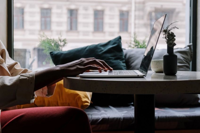 Comment utiliser les plateformes de trading social pour se constituer une belle retraite ? | So Busy Girls