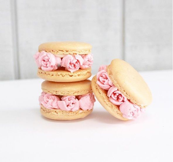 Ces sublimes macarons fleuris sont tellement jolis que vous n'oserez pas les manger | So Busy Girls