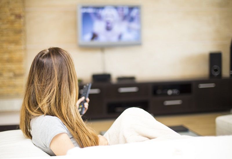 Job de rêve : être payé 40 000€ par an pour regarder ses séries préférées ! | So Busy Girls