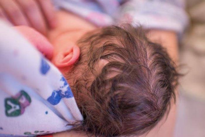 Cette maman photographie son propre accouchement : le résultat est vraiment magnifique | So Busy Girls