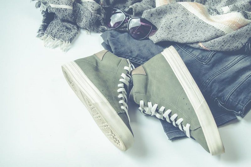 20 signes imparables que vous avez beaucoup trop de vêtements | So Busy Girls