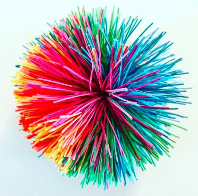 La balle pompon | So Busy Girls
