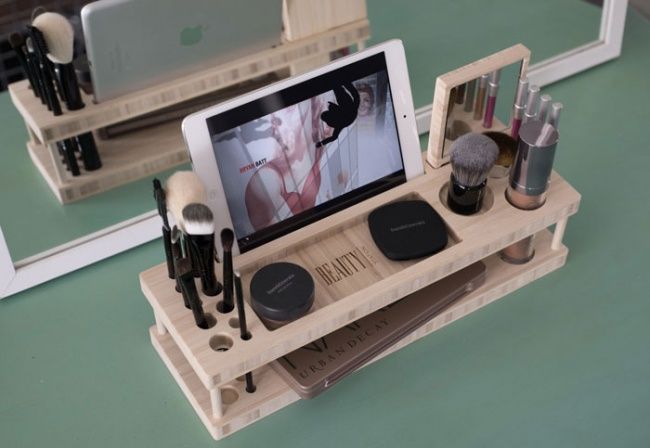 L'organiseur de maquillage avec une place pour poser son iPad ! | So Busy Girls