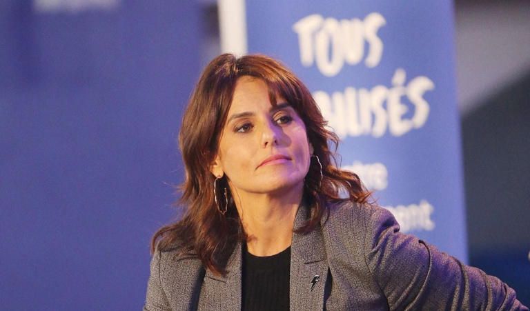 Faustine Bollaert : cette question intime interdite qu&rsquo;elle r&ecirc;ve de poser aux invit&eacute;s