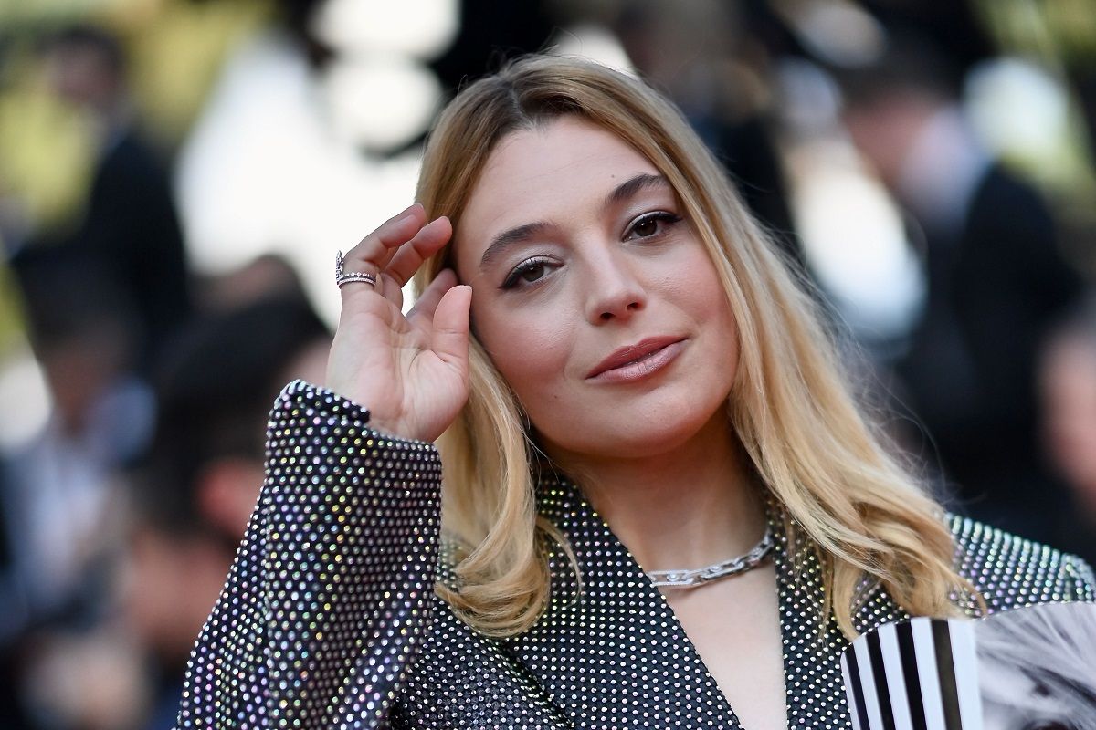 Scandale entre Slimane et Vitaa au Téléthon : Santa raconte la vérité derrière la polémique