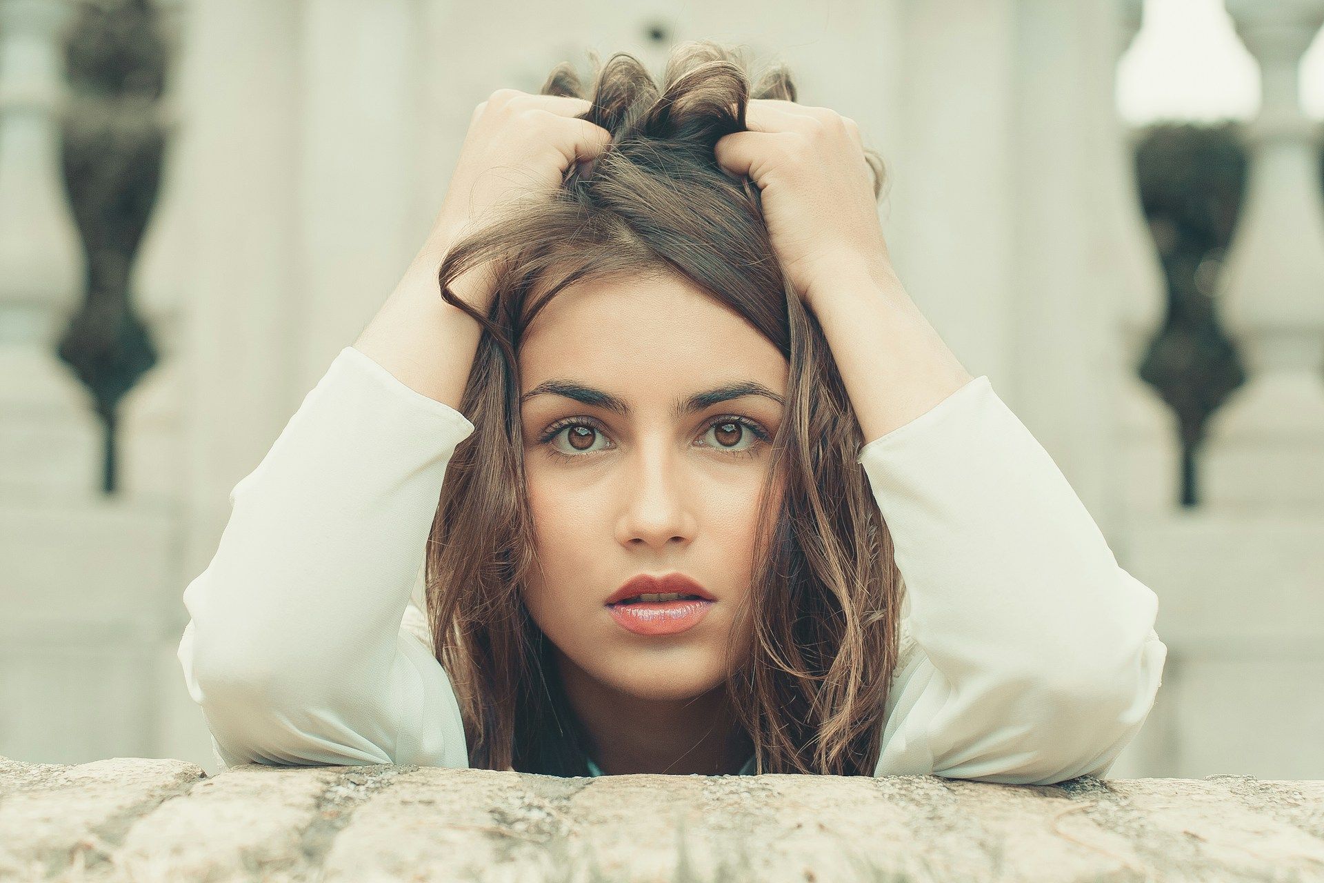 Syndrome de l'imposteur : pourquoi il touche plus les femmes