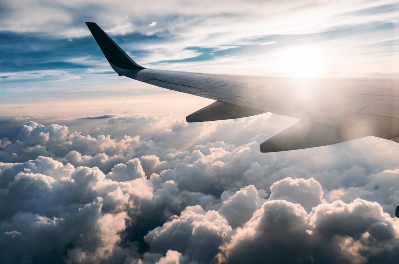 aile-avion-ciel-nuages