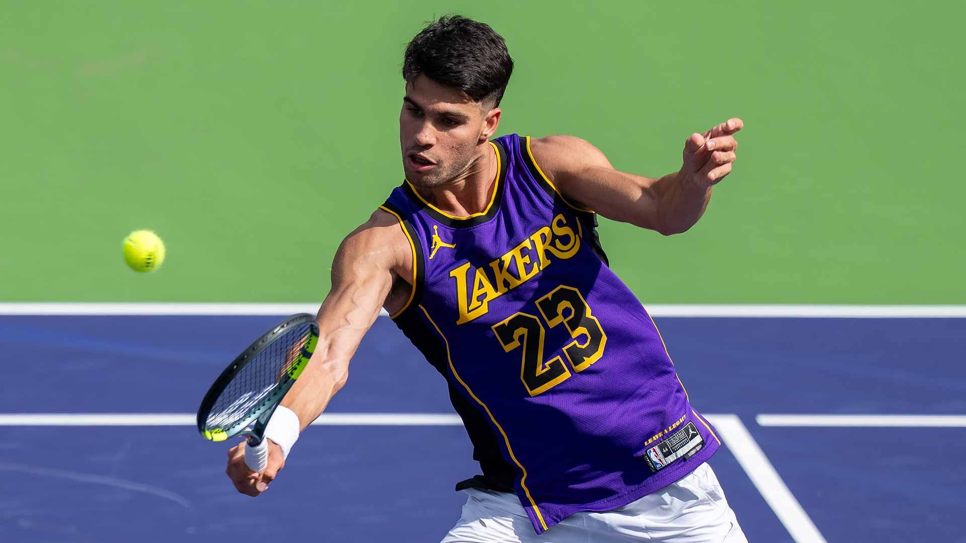 Indian Wells 2026 : Carlos Alcaraz fait sensation, Novak Djokovic s’est fait une grosse frayeur