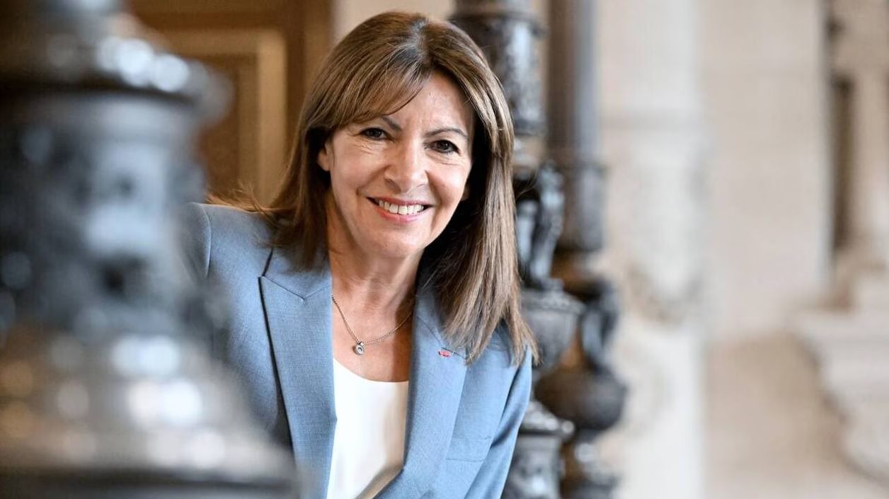 Robes Dior, voyages et pol&eacute;mique : Anne Hidalgo &eacute;pingl&eacute;e pour ses frais de repr&eacute;sentation jug&eacute;s excessifs