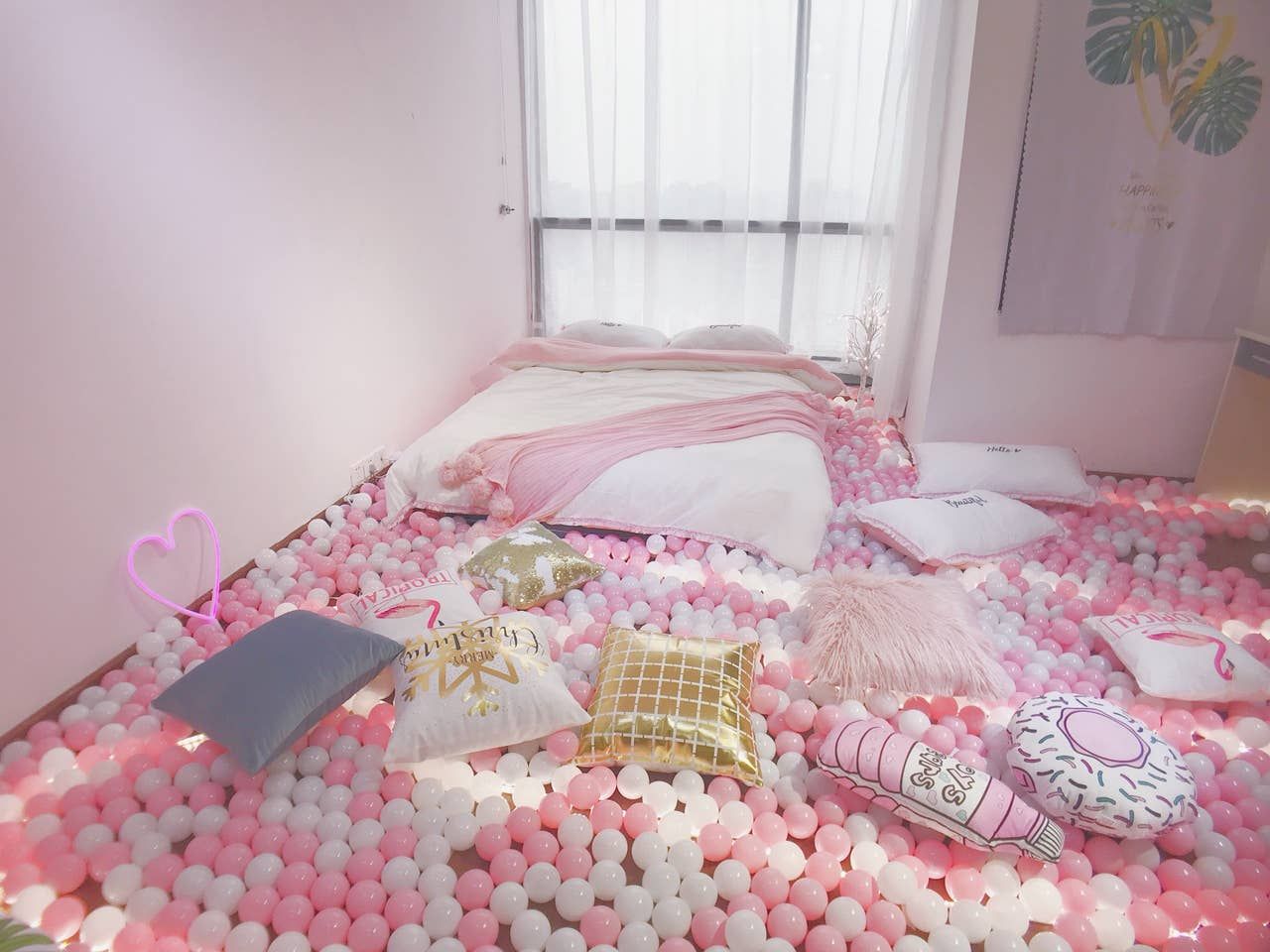 appartement-chambre-piscine-a-boules-4
