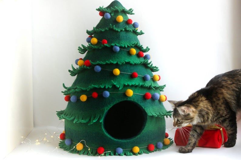 arbre-de-noel-pour-chat-2