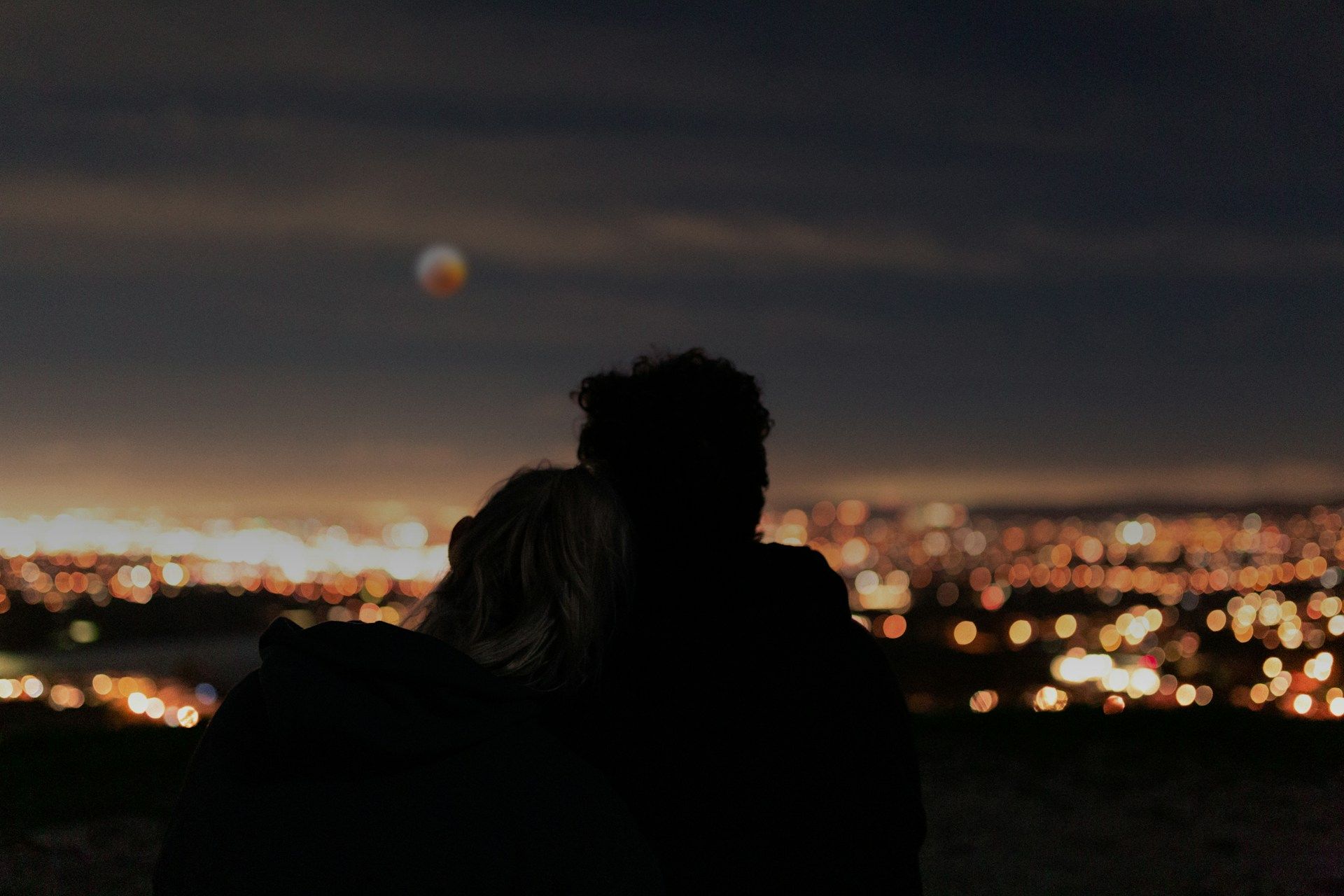 Pleine Lune du 5 d&eacute;cembre : ces 3 signes vont ouvrir un nouveau chapitre de leur vie