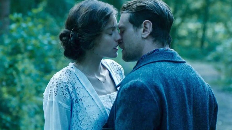L'Amant de Lady Chatterley : Lady Diana de The Crown devient Connie dans une bande-annonce torride | So Busy Girls