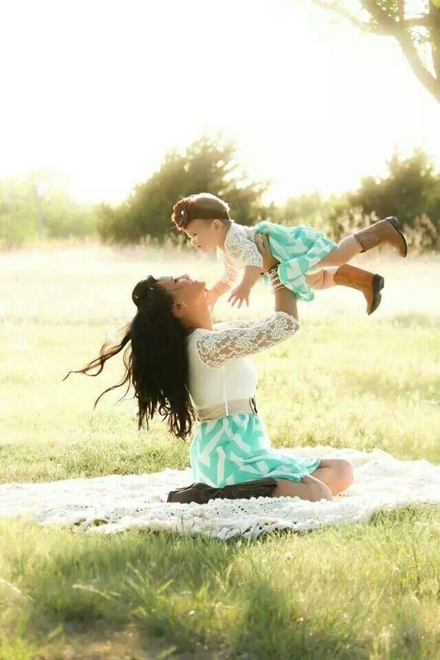 Ces 16 photos adorables de mamans et de leur fille vont vous faire craquer | So Busy Girls