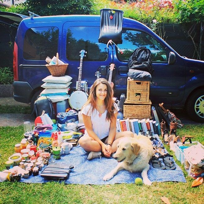 Cette jeune femme a transformé sa camionnette pour que ses rêves de voyage deviennent réalité | So Busy Girls